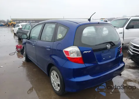 2013 Honda Fit z USA, uszkodzony, nr VIN JHMGE8H34DC000048